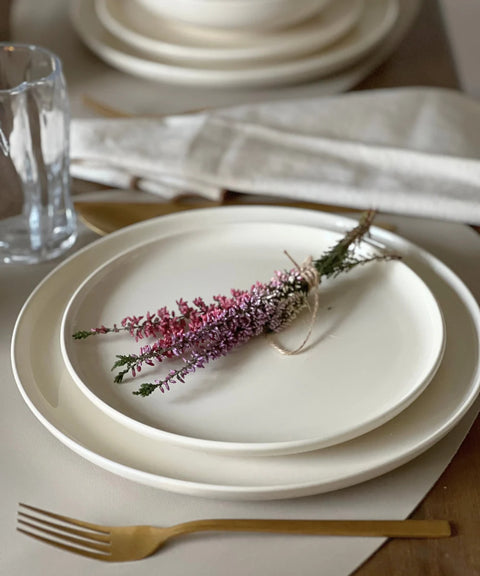 Service de Vaisselle 24 Pièces NOVEL – Porcelaine Beige Moderne