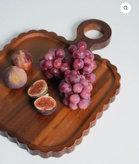Plat en bois d'acacia