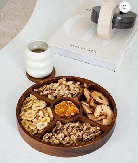 LUMO – Plateau Apéritif Compartimenté en Bois d’Acacia – 29 cm