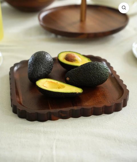 Plat carré en bois d'Acacia