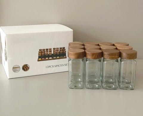 Pots à épices  avec couvercles en bois d'acacia | 12 pièces | 120 ml