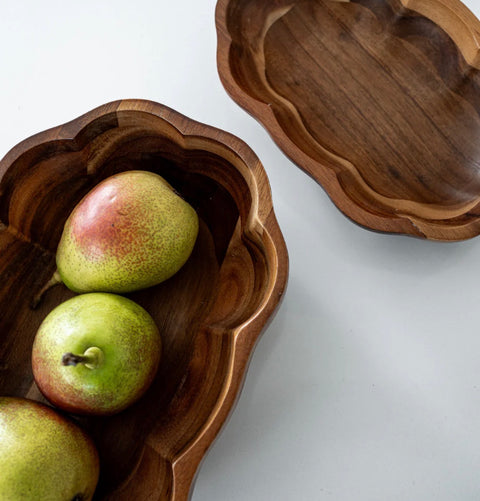 Plat sculpté en bois d’acacia BLOOM
