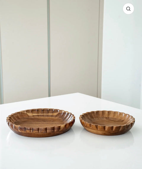 Plat LOTUS en bois d’acacia