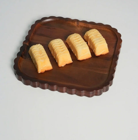 Plat carré en bois d'Acacia