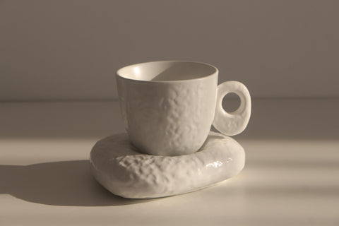 6 White Porcelain Cups and Saucers - Cocon