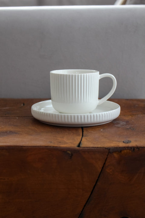 Tasse à Expresso LINEA en Porcelaine Blanche + Sous-Tasse