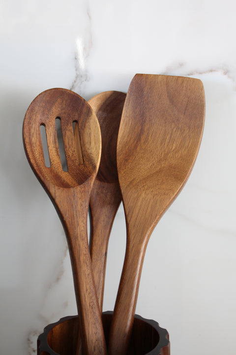Set ustensiles de cuisine en bois d'acacia avec porte-ustensiles