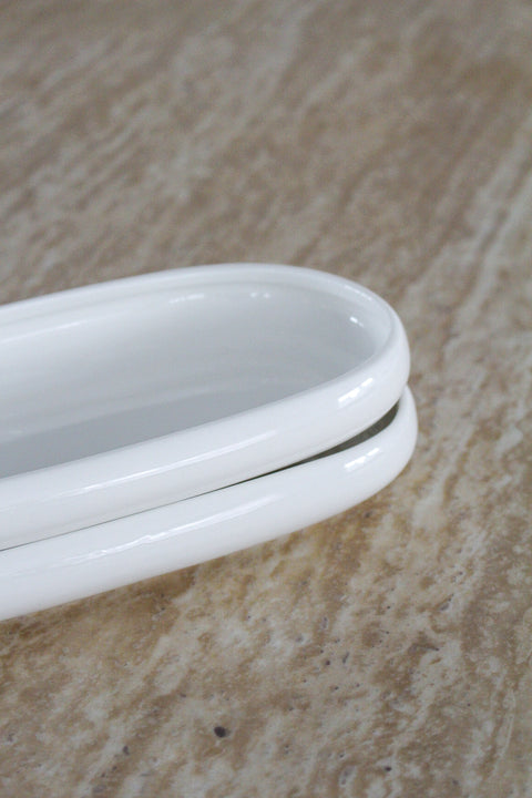 Plats ovales Bondy en céramique blanche brillante – Ensemble de 2