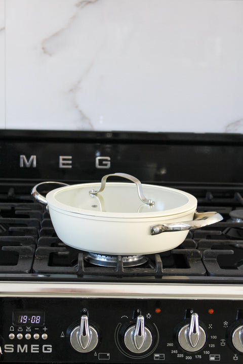Sauteuse céramique anti-adhésive avec couvercle - Ena Home