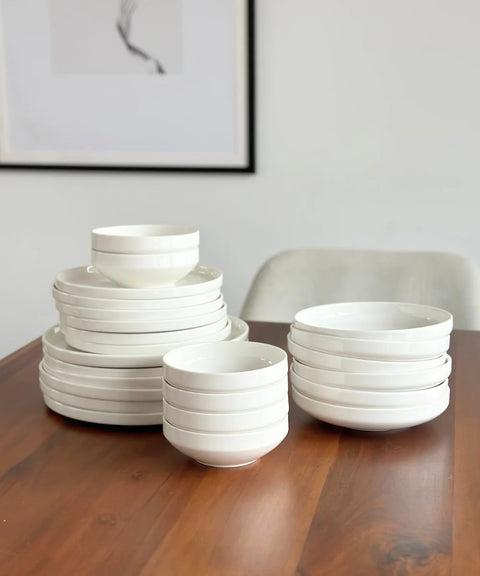 PURE All White 24-teiliges Porzellan-Geschirrset